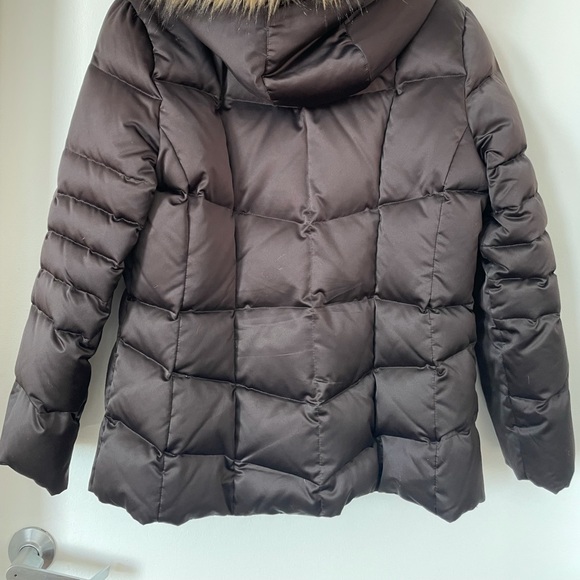 Calvin Klein Puffer Coat. - Picture 5 of 5